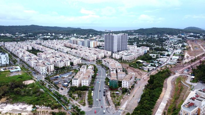 Một khu đô thị mới tại phường An Thới, đặc khu Phú Quốc. Ảnh: TTXVN