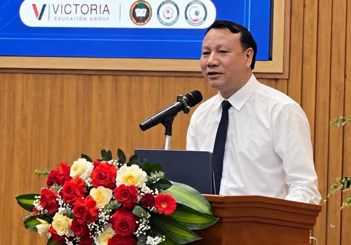 PGS-TS Nguyễn Đức Sơn (Hiệu trưởng Trường Đại học Sư phạm Hà Nội) phát biểu tại hội thảo