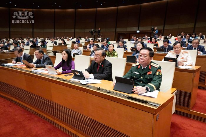 Các đại biểu tham dự Phiên họp