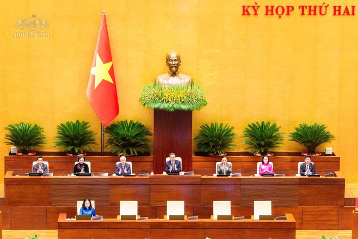 Đoàn chủ tọa điều hành Phiên họp