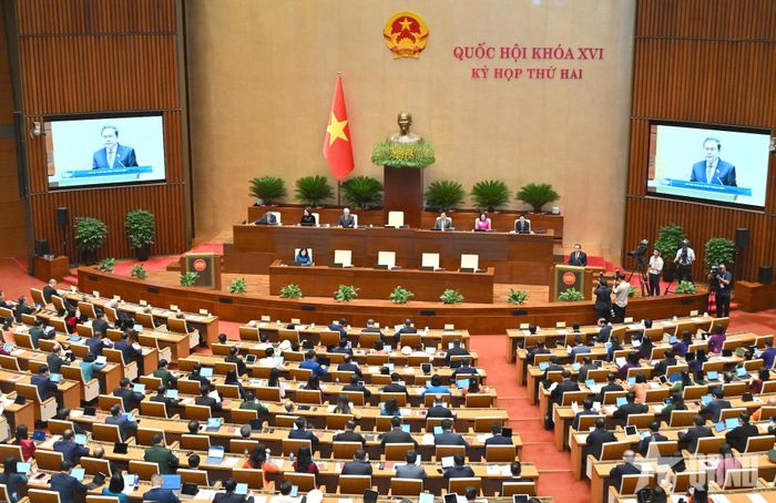 Quang cảnh phiên khai mạc.
