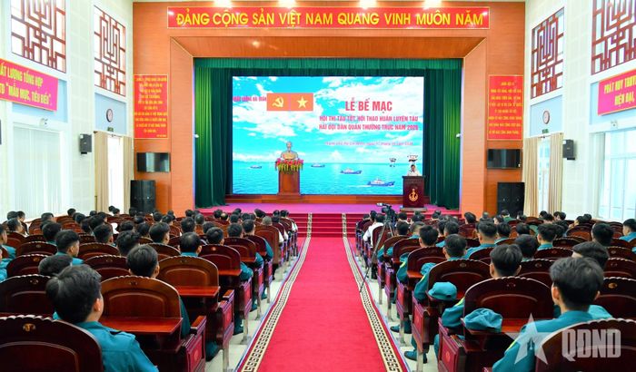 Quang cảnh lễ bế mạc.