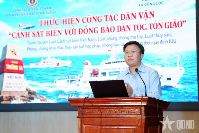 Đồng chí Võ Minh Thế, Ủy viên Ban Chấp hành Đảng bộ tỉnh Nghệ An, Bí thư Đảng ủy xã Đông Lộc phát biểu tại chương trình.