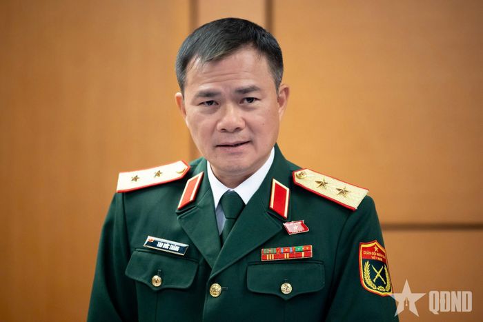 Trung tướng Tào Đức Thắng, Ủy viên Trung ương Đảng, Chủ tịch kiêm Tổng giám đốc Tập đoàn Viettel phát biểu thảo luận. Ảnh: TRỌNG HẢI 
