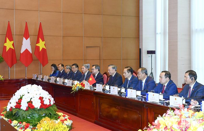 Tổng Bí thư, Chủ tịch nước Tô Lâm và đoàn đại biểu cấp cao Việt Nam tại hội đàm. Ảnh: TUẤN HUY