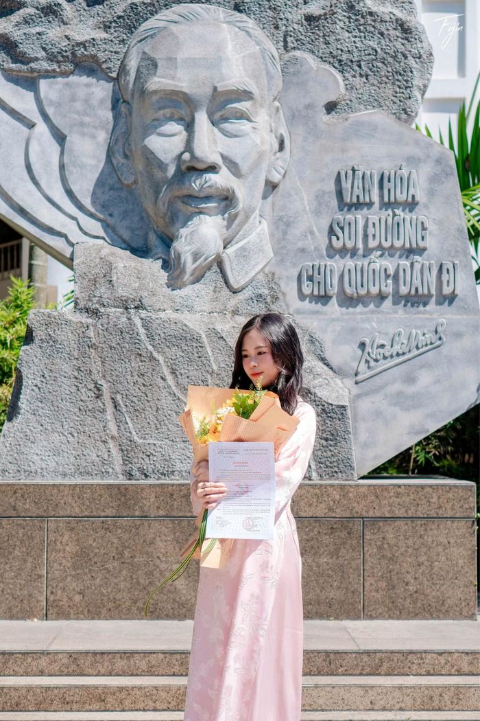 Chu Thị Vương Khánh được kết nạp vào Đảng Cộng sản Việt Nam, hiện thực hóa ước mơ đã ấp ủ từ năm 15 tuổi.