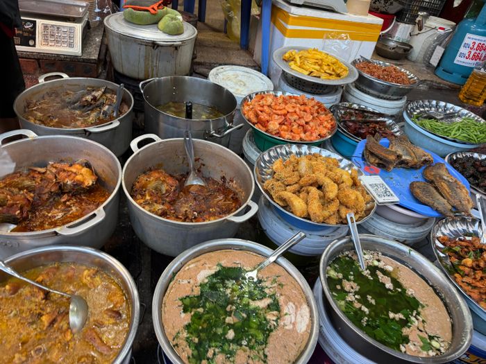 Thức ăn chế biến sẵn không được bảo quản đúng cách có thể gây ngộ độc thực phẩm 