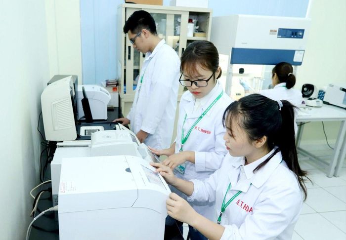 Hoạt động nghiên cứu và phát triển công nghệ sinh học tại Học viện Nông nghiệp Việt Nam. Ảnh: QUANG PHÚC