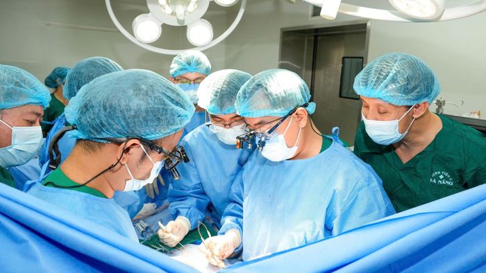 Bệnh viện C Đà Nẵng lần đầu phẫu thuật tim bắc cầu động mạch vành