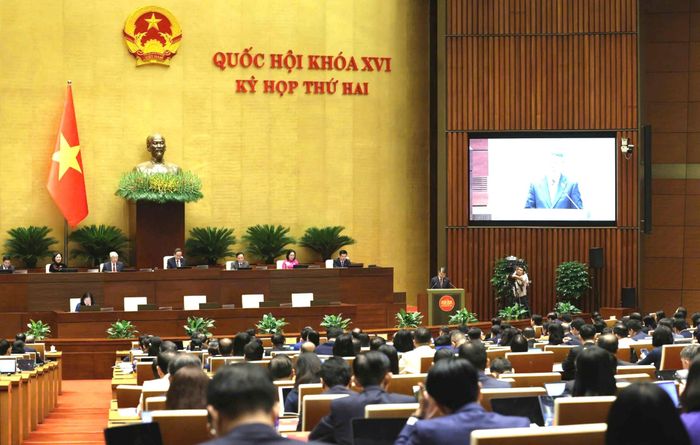  Phiên họp sáng 17-10. Ảnh: QUANG PHÚC 