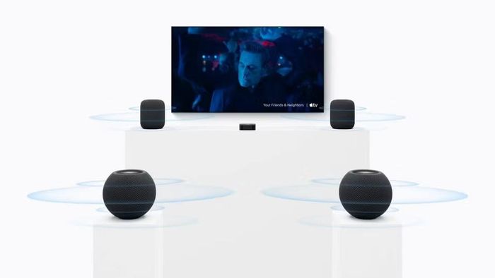 Người dùng có thể kết hợp HomePod 2 hoặc HomePod mini 2 để tạo âm thanh vòm cho không gian giải trí.