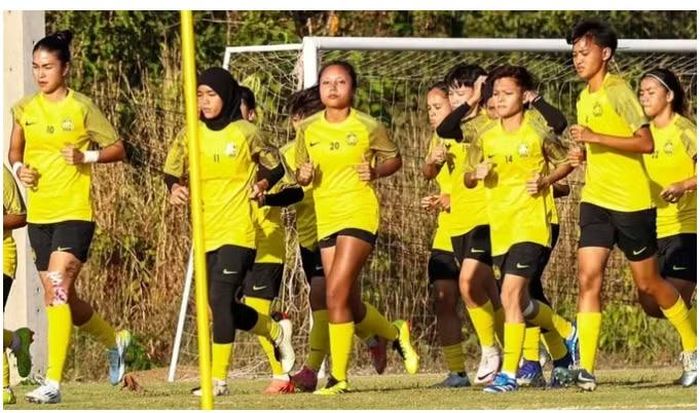 Trái ngược Indonesia, Malaysia trải qua đợt sụt giảm mạnh khi mất tới 23,16 điểm và tụt 6 bậc, xuống vị trí 101 thế giới.