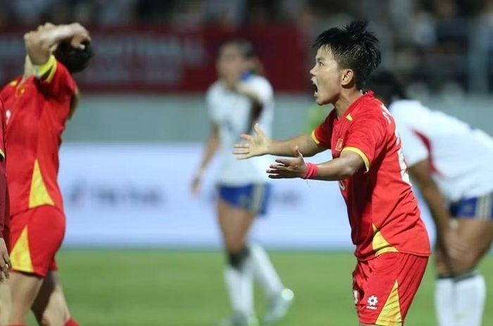 Đáng chú ý, khoảng cách giữa Việt Nam và các đối thủ trong khu vực vẫn được duy trì.