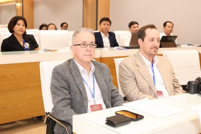 Diễn đàn thu hút nhiều chuyên gia quốc tế.