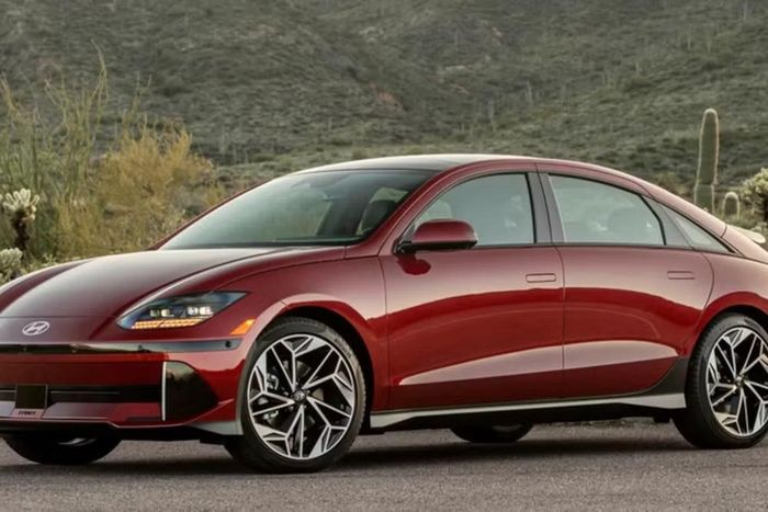 Mẫu xe điện Hyundai với thiết kế đơn giản, không cần hộp số truyền thống nhờ động cơ điện vận hành hiệu quả. Ảnh: Yahoo