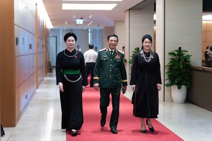 Đại tướng Phan Văn Giang, Phó Thủ tướng Chính phủ, Bộ trưởng Bộ Quốc phòng và các đại biểu Quốc hội dự lễ khai mạc Kỳ họp thứ hai. Ảnh: QH.