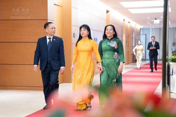 Các đại biểu Quốc hội tham dự lễ khai mạc Kỳ họp thứ hai. Ảnh: QH.
