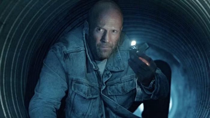 Nhân vật của Jason Statham chinh phục khán giả bằng thể lực, kỹ năng chiến đấu và sự quyết đoán - những yếu tố tạo nên dấu ấn riêng của nam diễn viên. Ảnh: NSX