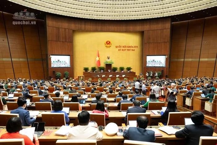 Ủy ban Kinh tế và Tài chính nhận định cải cách thể chế được đẩy mạnh nhưng khâu tổ chức thực thi vẫn là điểm nghẽn. Ảnh: QH