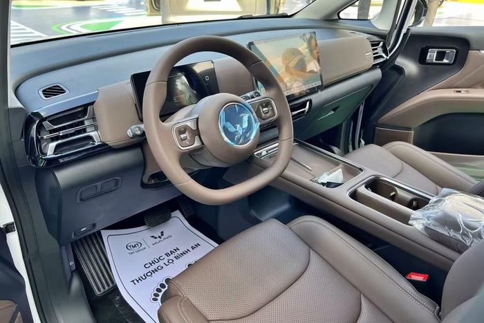 Thiết kế khoang lái phiên bản Wuling Darion Luxury.