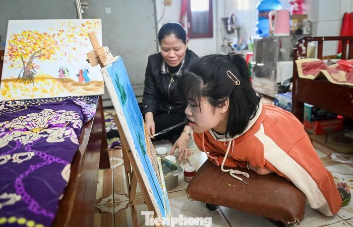 Cô gái nhỏ đầy nghị lực và hiểu chuyện đến mức người khác phải day dứt