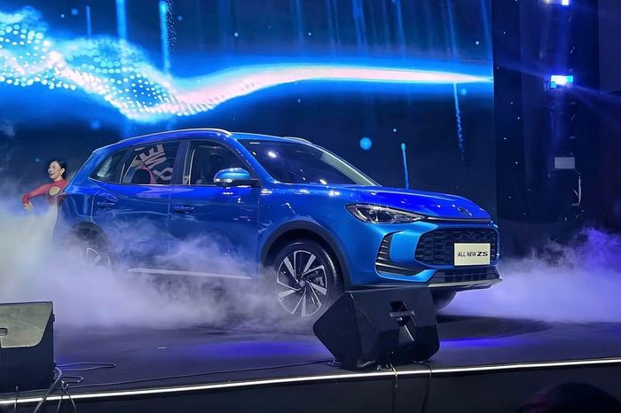 MG ZS mới gia nhập phân khúc SUV hybrid cỡ B.