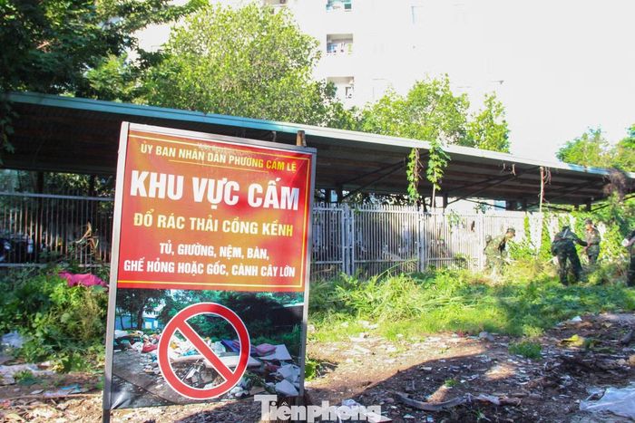 "Sau đợt ra quân này, Đoàn phường sẽ tiếp tục phối hợp với các lực lượng tại địa phương để tiếp tục theo dõi, dọn dẹp, không để tái phát tình trạng ô nhiễm môi trường tại các địa điểm này", anh Tùng nói.
