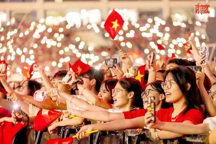 Các concert quốc gia thu hút đông đảo giới trẻ, cho thấy sức sống của những giá trị văn hóa dân tộc của thế hệ hôm nay.