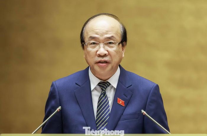 Chủ nhiệm Ủy ban Pháp luật và Tư pháp Phan Chí Hiếu. Ảnh: Như Ý.