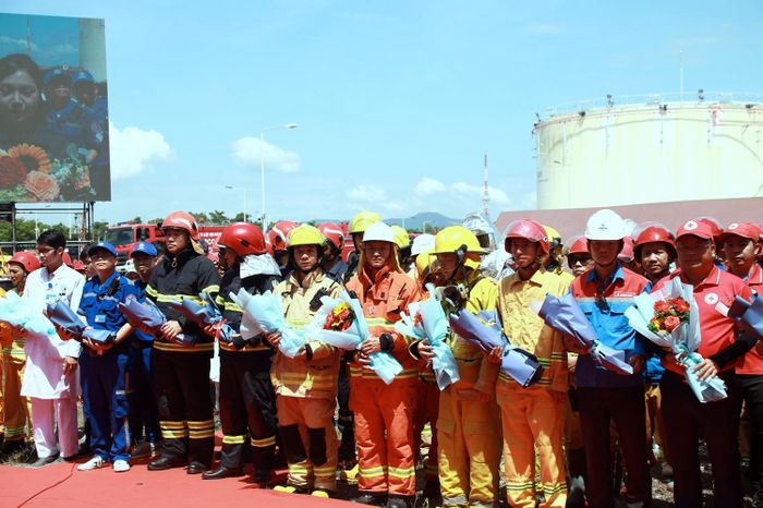 Các lực lượng tham gia diễn tập.
