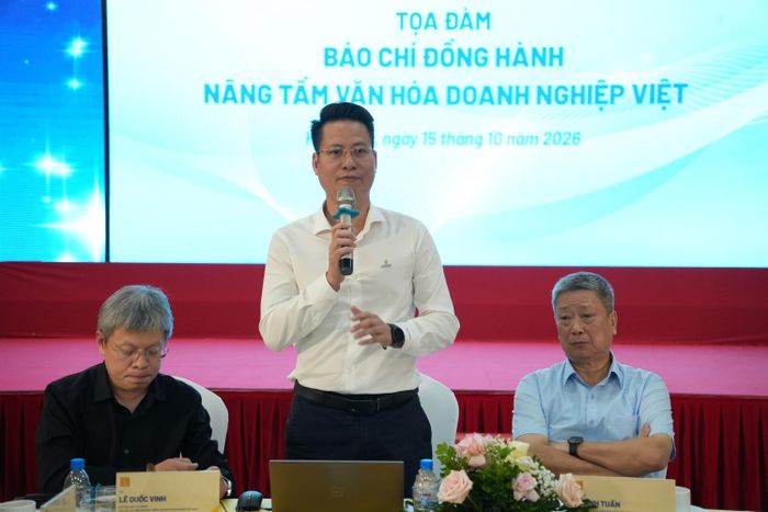 Ông Phan Sỹ Linh, Trưởng phòng Văn hóa doanh nghiệp, Ban Truyền thông và Văn hóa doanh nghiệp PETROVIETNAM chia sẻ tại tọa đàm