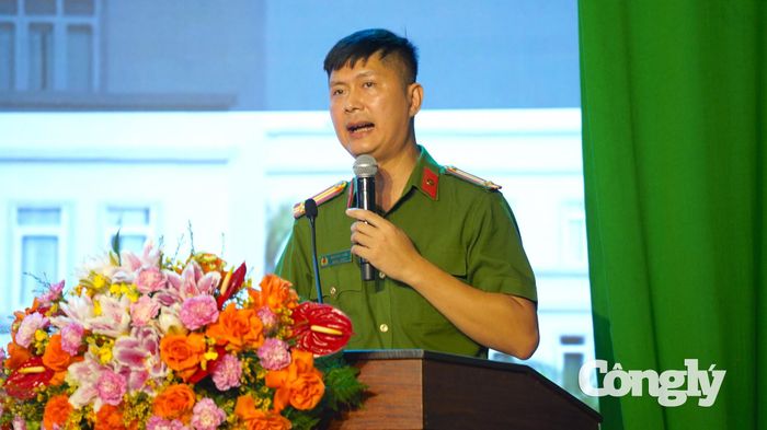 Trung tá, Tiến sĩ Ngô Đức Toàn, Khoa Cảnh sát điều tra tội phạm về ma túy, Học viện Cảnh sát nhân dân tuyên truyền về kỹ năng phòng, chống ma túy.