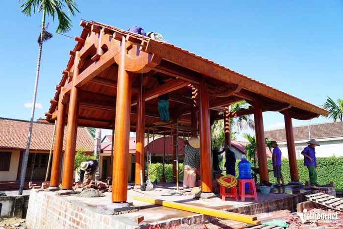 Những công trình từ gỗ mít.