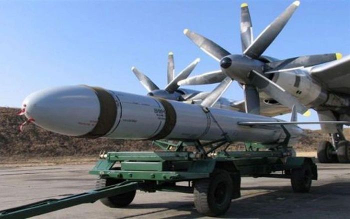 Tên lửa hành trình Kh-101. Ảnh: UNIAN