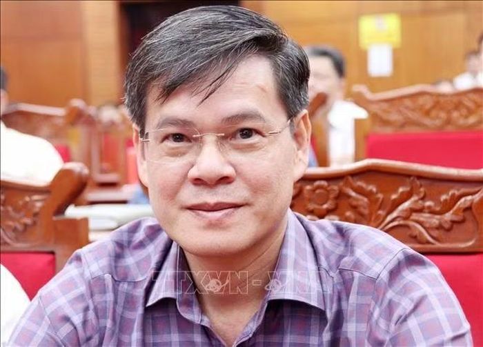 Giám đốc Sở Nội vụ tỉnh Đắk Lắk Trương Ngọc Tuấn chia sẻ chính sách đột phá để thu hút nhân tài gắn với Kết luận số 105-KL/TW. Ảnh: Hoài Thu/TTXVN
