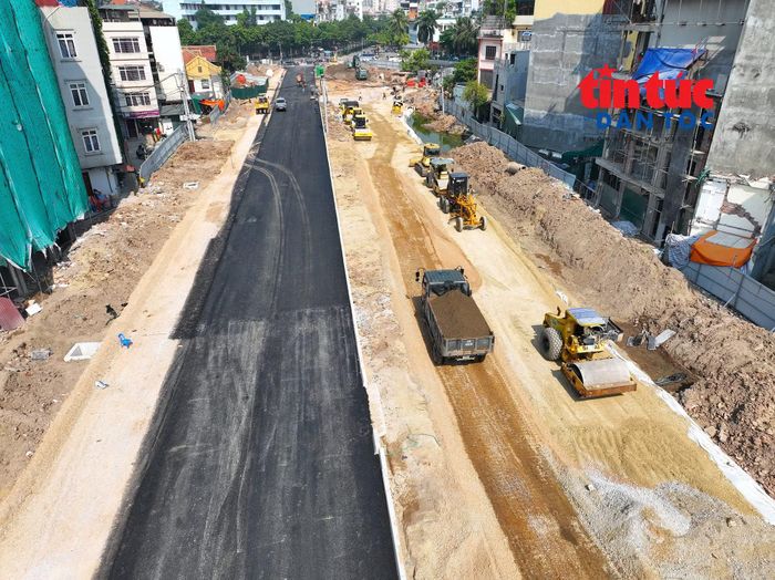 Vành đai 2,5 Hà Nội đoạn Vũ Phạm Hàm - Trần Duy Hưng thông xe kỹ thuật dịp 10/10. Ảnh: Thế Đoàn