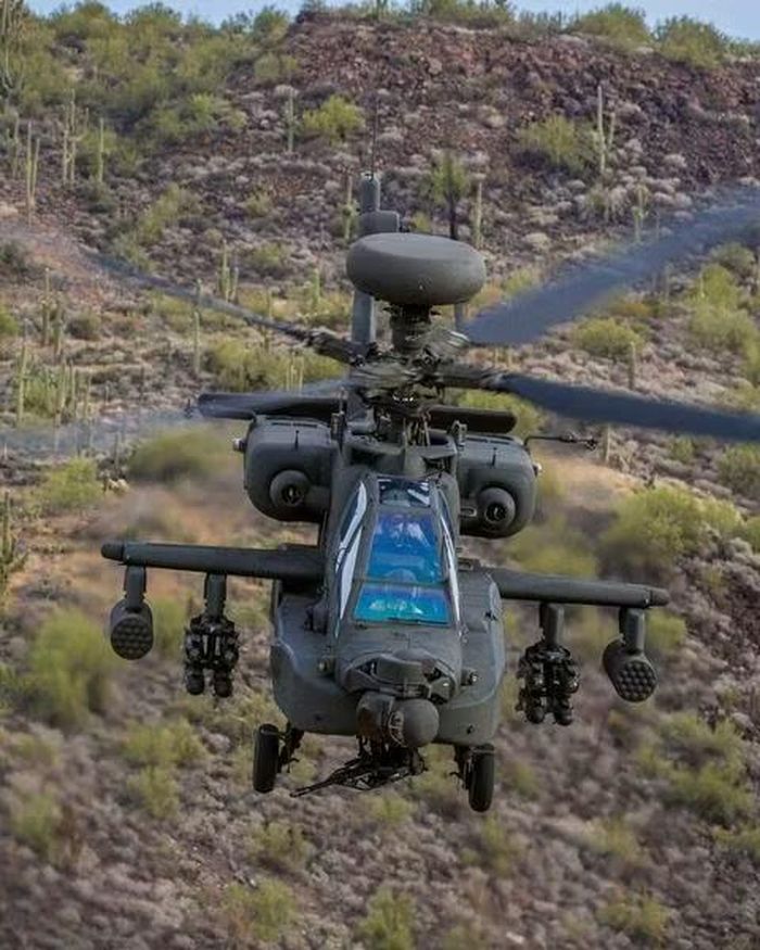 Trực thăng Apache. Ảnh: GPO