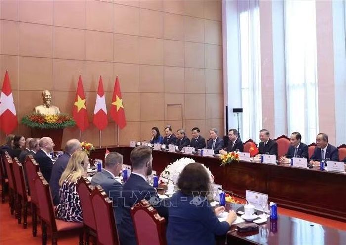 Tổng Bí thư, Chủ tịch nước Tô Lâm hội đàm với Tổng thống Thụy Sĩ Guy Parmelin. Ảnh: Thống Nhất/TTXVN