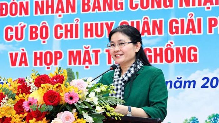 Phát biểu tại buổi họp mặt, bà Tôn Ngọc Hạnh, Ủy viên Trung ương Đảng, Phó Bí thư Thường trực Thành ủy, Chủ tịch HĐND thành phố, bày tỏ lòng tri ân các thế hệ lãnh đạo, cán bộ, chiến sĩ và nhân dân đã có nhiều đóng góp cho sự nghiệp cách mạng và phát triển quê hương, đất nước. 