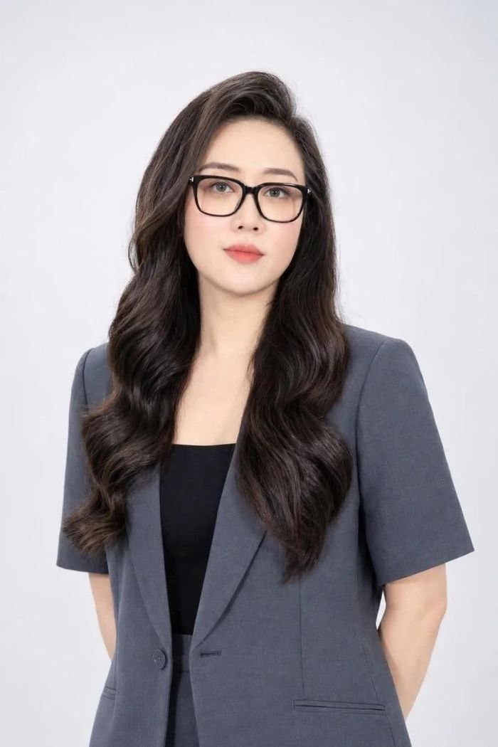 GS.TS Nguyễn Khánh Diệu Hồng
