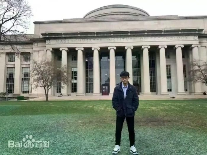 Diêu Thuận Vũ khi học nghiên cứu sinh tiến sĩ, ảnh chụp tại MIT. Ảnh: Baidu.