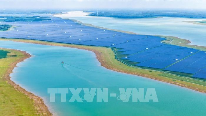Hồ Dầu Tiếng, khu vực có tiềm năng phát triển năng lượng tái tạo. Ảnh: Minh Phú - TTXVN