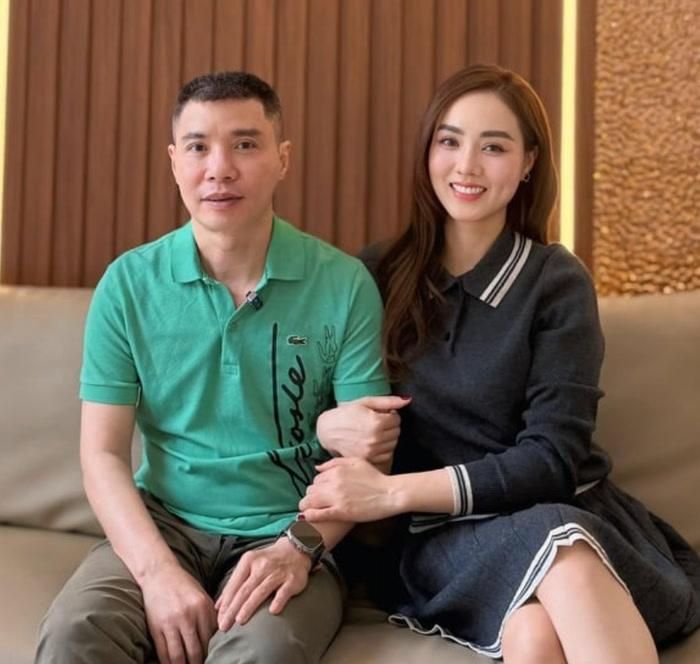 NSND Công Lý bên vợ Ngọc Hà.