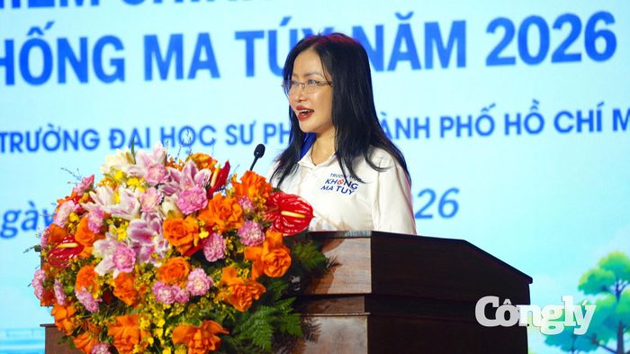 Bà Trần Ngọc Uyển - Phó Giám đốc Sở GD&ĐT tỉnh Tây Ninh phát biểu.