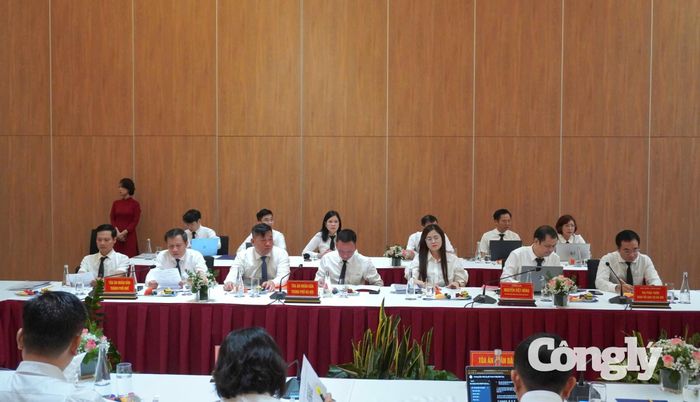 Đại biểu dự Hội nghị tổng kết công tác thi đua, khen thưởng Cụm thi đua số 1 TANDTC.