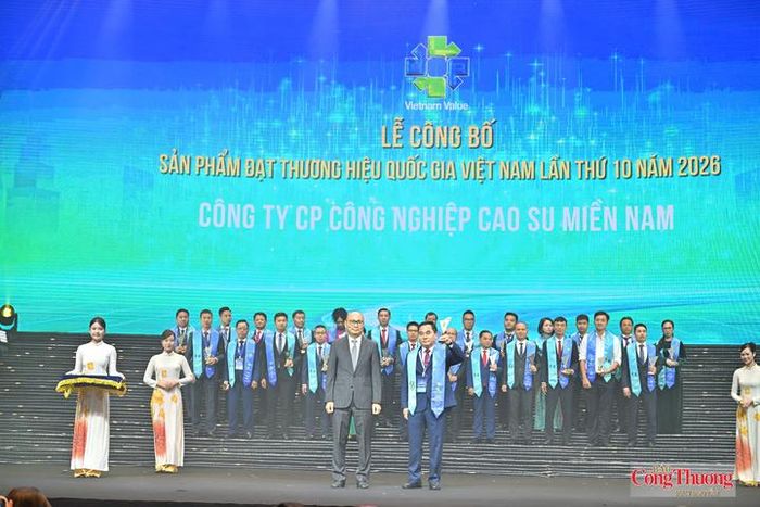 Ông Phùng Quang Trung, Tổng Giám đốc Công ty Cổ phần Công nghiệp Cao su Miền Nam (CASUMINA).