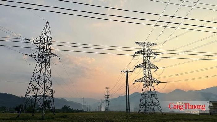 Phát triển đồng bộ nguồn, lưới truyền tải và bảo đảm an ninh năng lượng trong mọi tình huống là mục tiêu then chốt của ngành Công Thương trong giai đoạn tiếp theo.