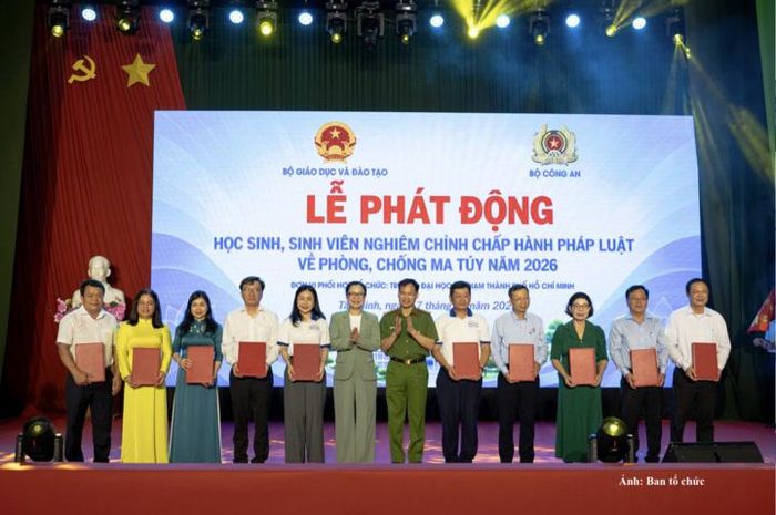 Ngay sau buổi lễ phát động, Bộ Giáo dục và Đào tạo sẽ phối hợp với Bộ Công an tổ chức tuyên truyền pháp luật, kỹ năng về phòng, chống ma tuý cho học sinh, sinh viên. 