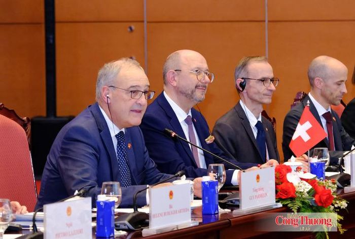Tổng thống Liên bang Thụy Sĩ Guy Parmelin phát biểu.