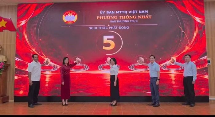 Ban Thường trực Ủy ban MTTQ Việt Nam phường Thống Nhất phát động Cuộc thi xây dựng video, clip giới thiệu mô hình, điển hình “Dân vận khéo” năm 2026. Ảnh: Hoàng Hoài